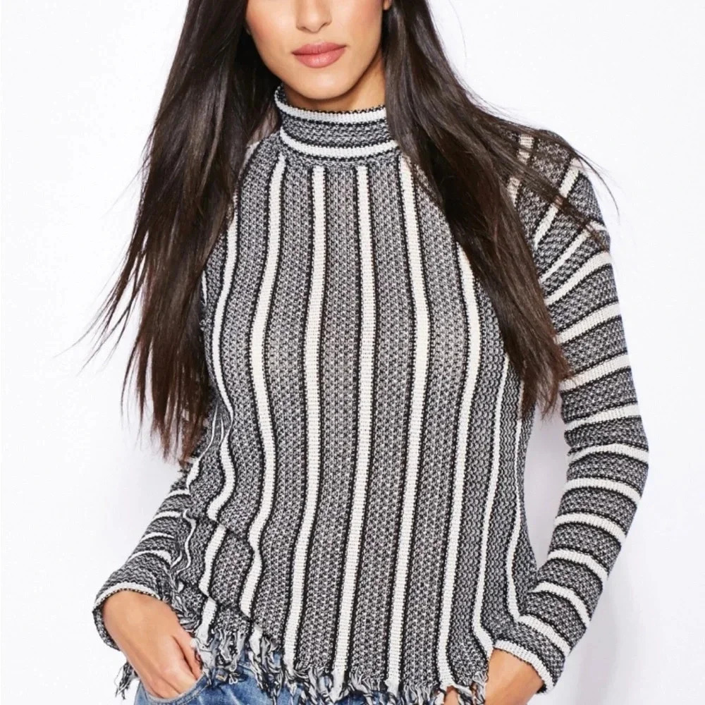 Topshop Striped Fringe Blouse size 4 - Picture 2 of 6
